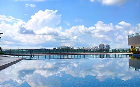 Sea View R&F Princess Cove Seine Region